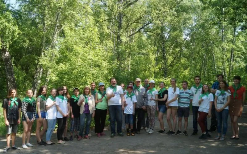 В парке «Юбилейный» в Барнауле волонтёры ликвидировали свалку