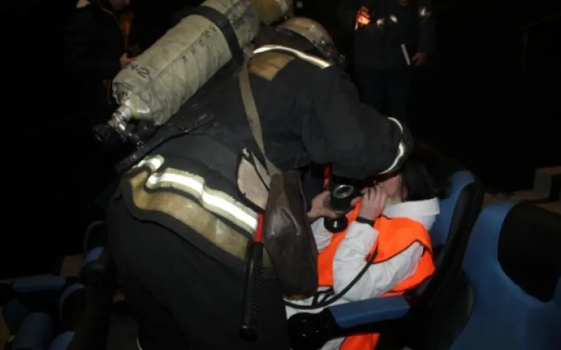 Более 100 человек эвакуировали из ТЦ в Барнауле