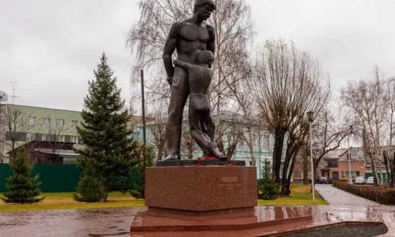 Память жертв политических репрессий почтили в Барнауле