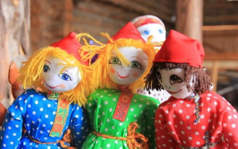 Самую красивую «Боярыню Масленицу» выбирают в Барнауле