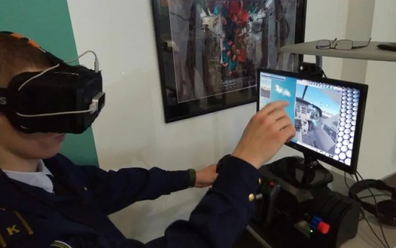 Алтайские школьники смогут бесплатно пройти курсы начинающих летчиков