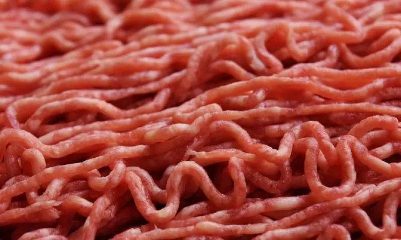 Прокуратура пресекла продажу некачественного мяса в Алтайском крае
