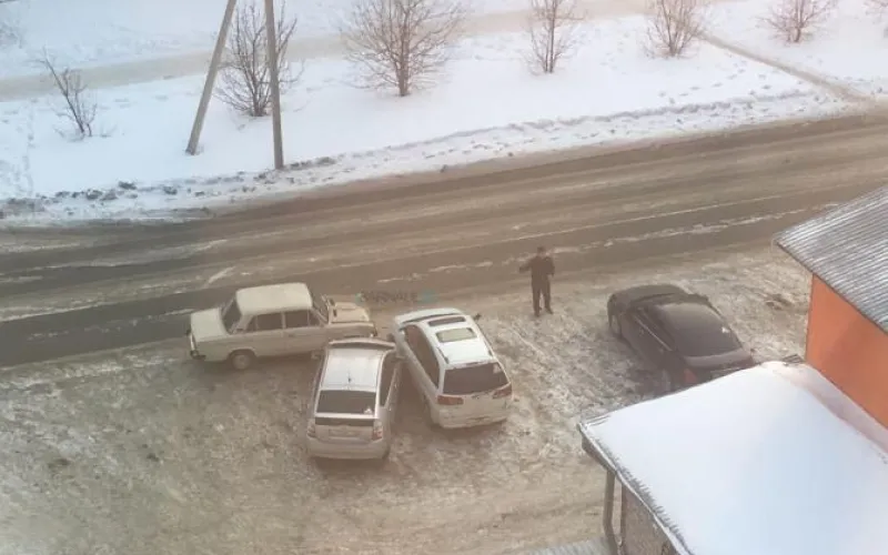 Авария с тремя участниками произошла в Барнауле 