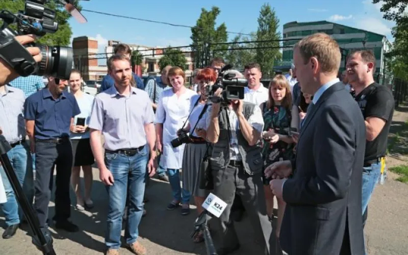 Виктор Томенко заключил договор с работниками рубцовского предприятия