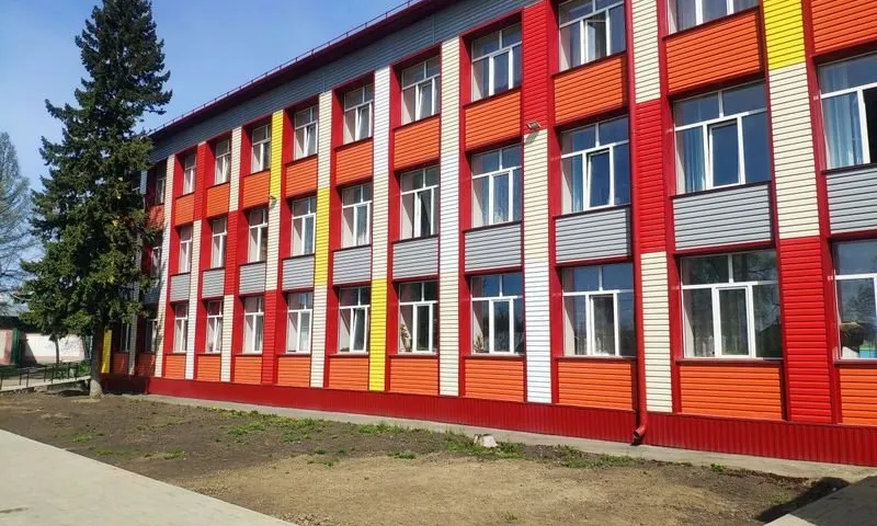 Три школы в Алтайском крае отремонтировали в рамках адресной инвестиционной программы