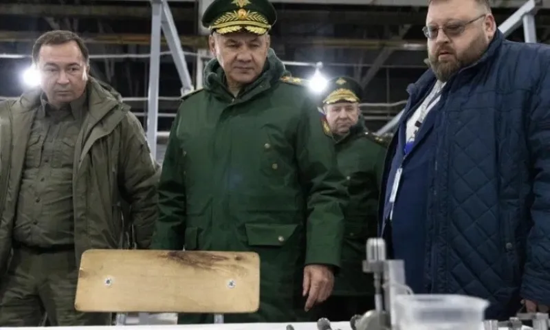 Сергей Шойгу проинспектировал предприятия ОПК в Алтайском крае
