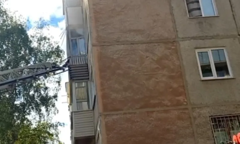 Возгорание произошло в барнаульской пятиэтажке