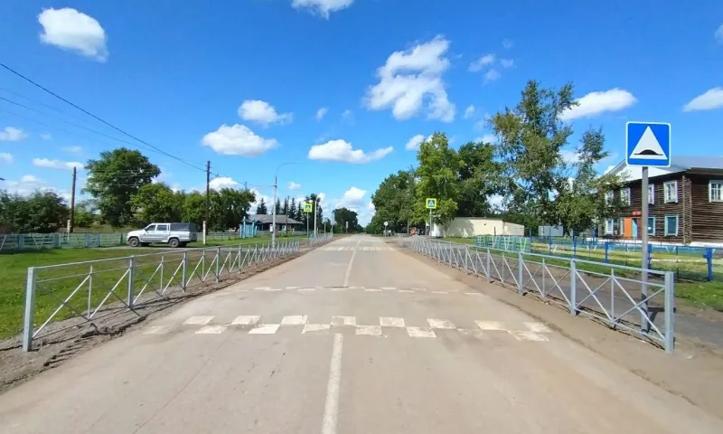Безопасный тротуар сделали в селе Столбово Каменского района