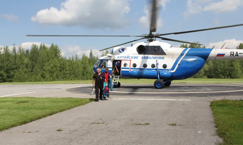 Больше 130 больных эвакуировали на вертолете в Алтайском крае 