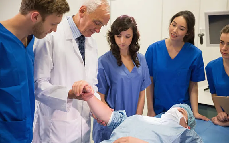 Должность врача-стажера появится в России