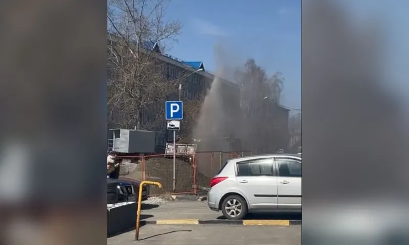 Незапланированный фонтан образовался в Барнауле
