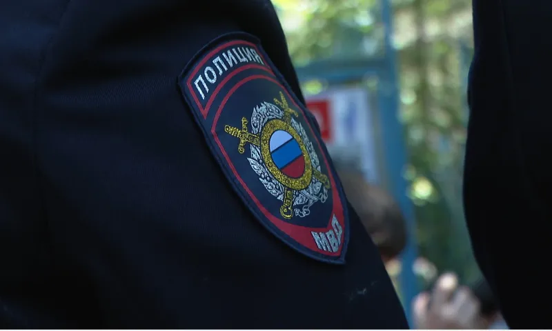 Ударившую полицейского ножом женщину будут судить в Барнауле