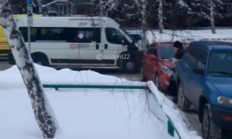 Массовое ДТП произошло в Барнауле
