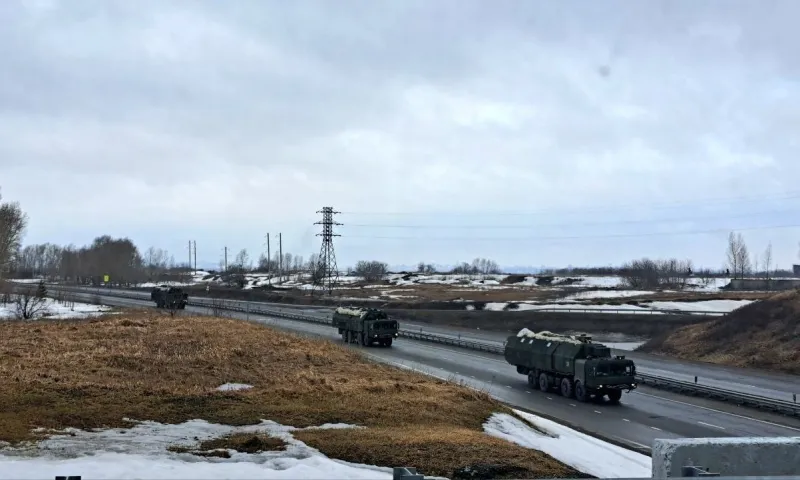Чуйский тракт перекроют из-за движения военных колонн в Алтайском крае 