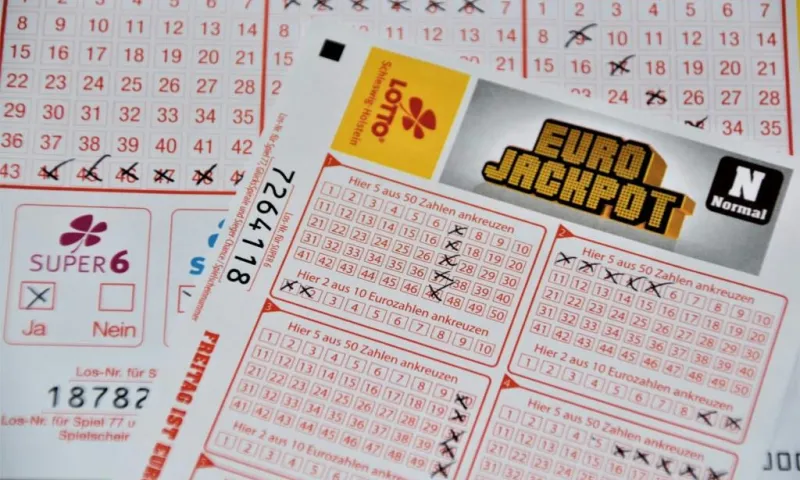 Продавщица лотерейных билетов присвоила себе чужие выигрыши в Бийске