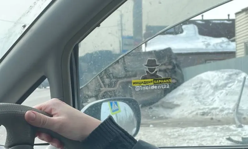 В Барнауле произошло ДТП