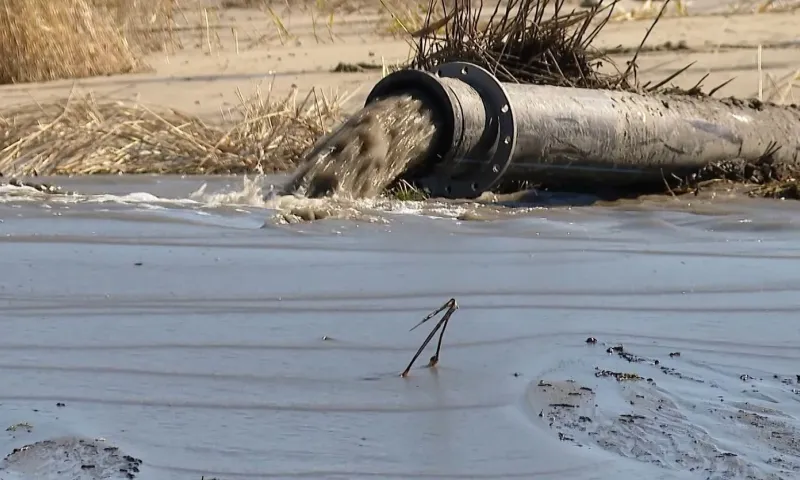 Специалисты Росводоканала рассказали, когда вода в кранах барнаульцев станет чище