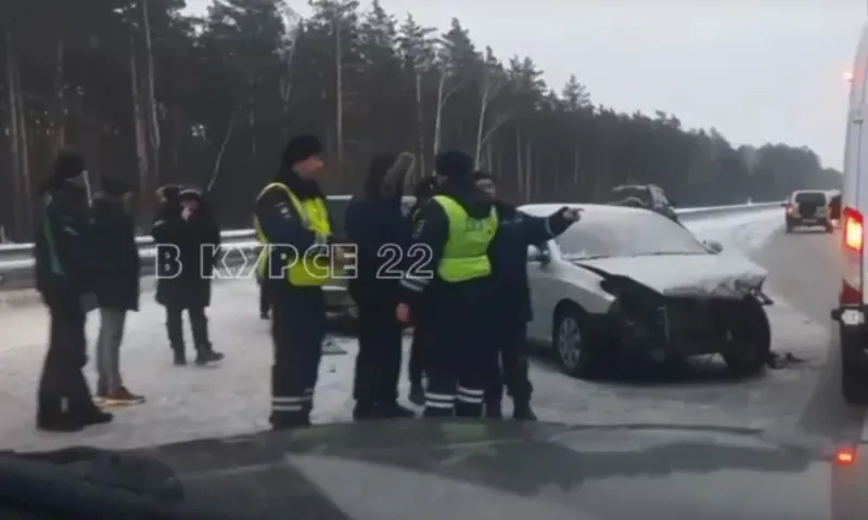 Жесткое ДТП произошло на трассе Алтайского края