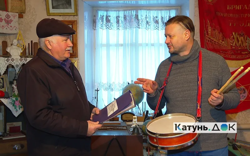 Тетрадь 1941 года, чучело рыси и трактор от Ленина: что скрывают сельские музеи Алтая