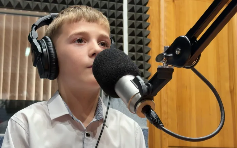 Барнаульские подростки попробовали себя в роли радиоведущих на «Катунь FM»