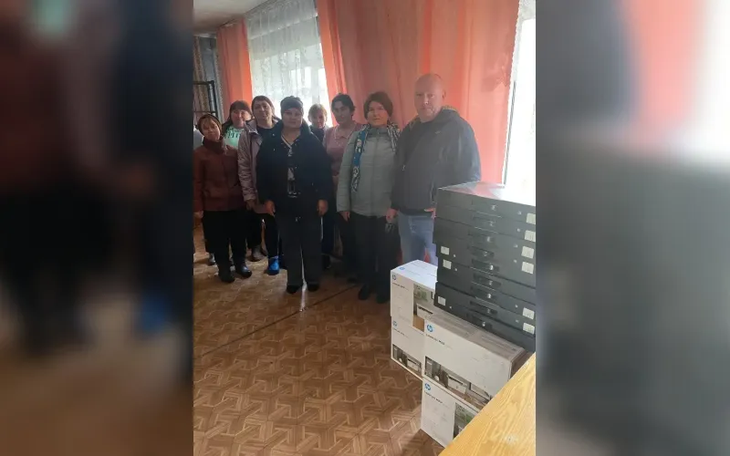 Меценат подарил технику для занятий детям из сгоревшей школы в Алтайском крае