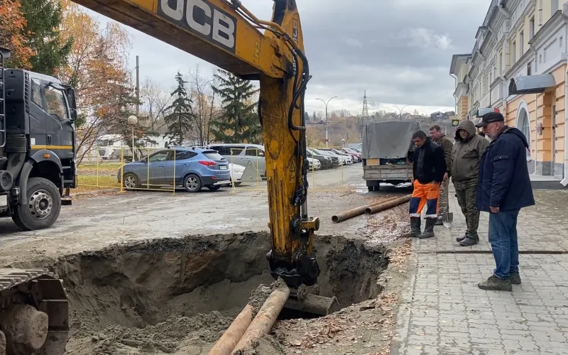 В центре Барнаула археологи изучат старинную деревянную постройку