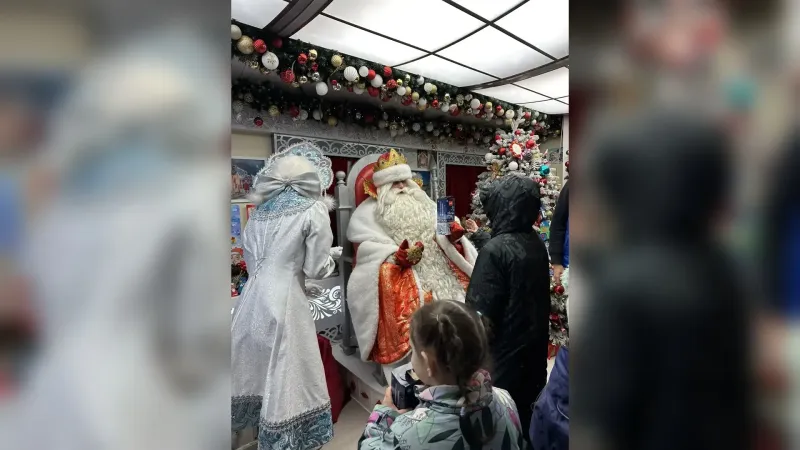 В РЖД раскрыли маршрут поезда Деда Мороза: в какие города и когда приедет зимний волшебник?